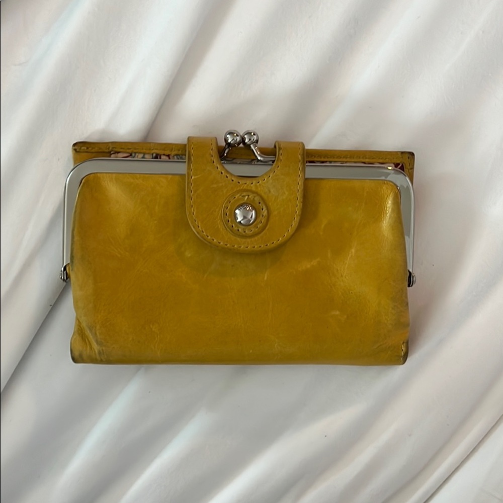 HOBO the Alice Mini Yellow Leather Clutch Wallet